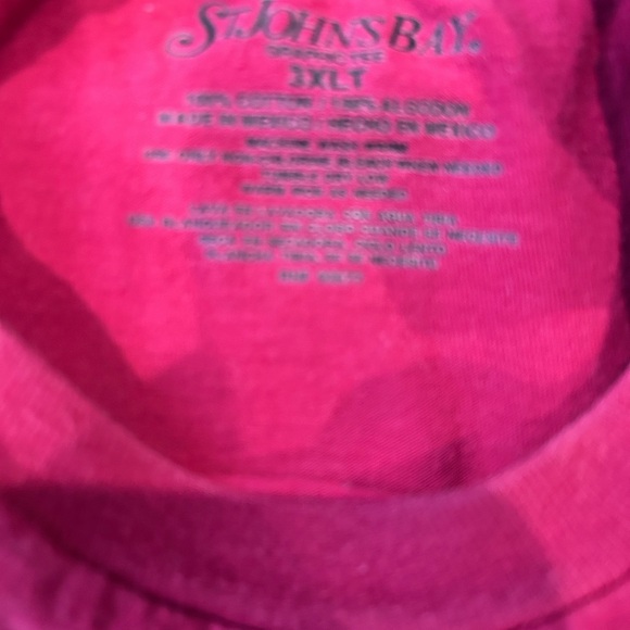 St. John's Bay Red Fishing Graphic Tee - Picture 2 of 2